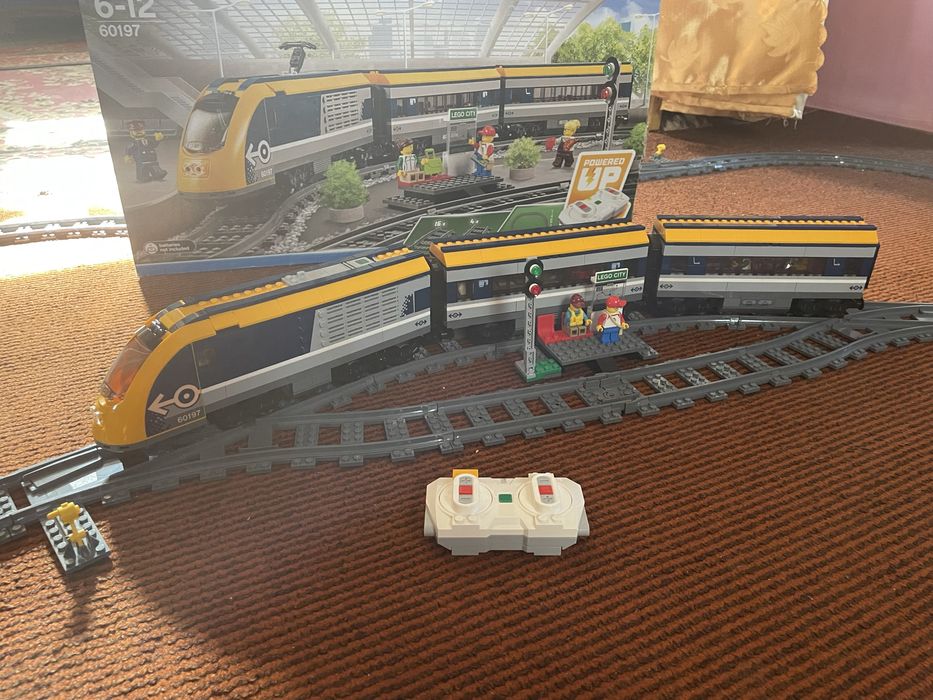 ДЕШЕВО LEGO City 60197 Пасажирський потяг — повний комплект, працює