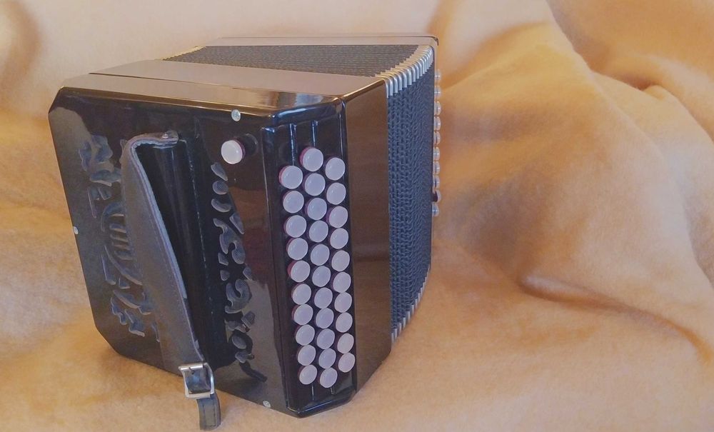 Bandoneon híbrido Harry Geuns (C-System)