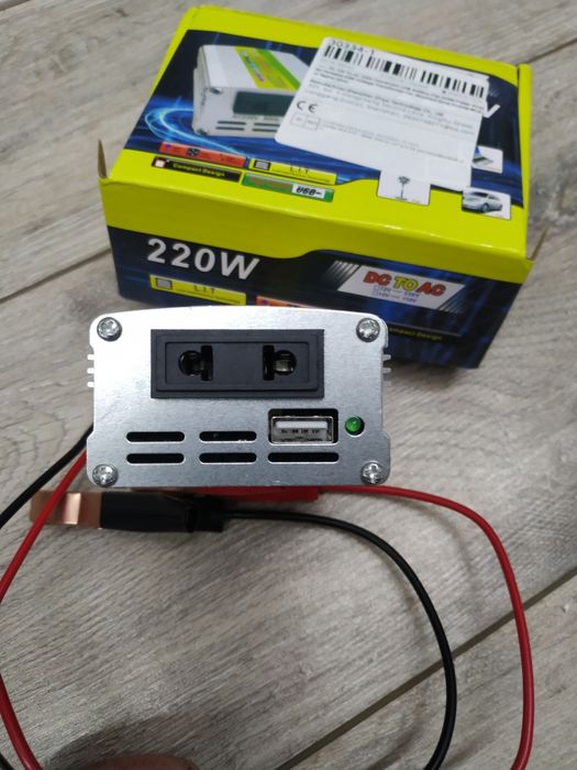 Продам инвертор 12 на 220v