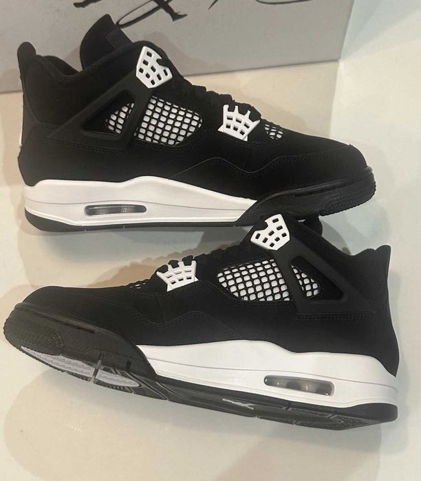 Jordan 4 Retro White Thunder R.43