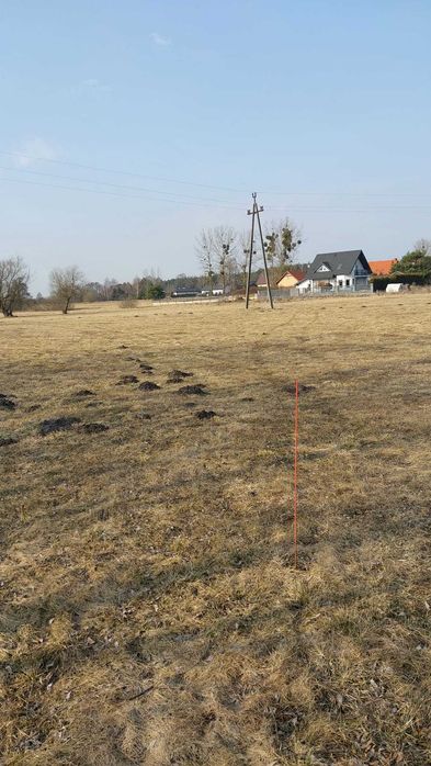 Sprzedam działkę budowlaną na osiedlu w  Kobylarni