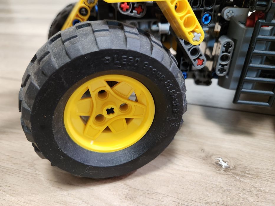 Lego 8265 Technic оригинал Лего экскаватор техник в отличном