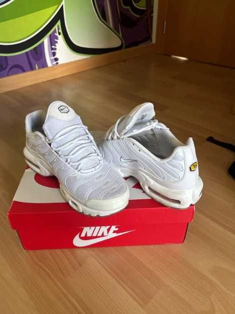 Oryginalne Nike Air Max TN Plus triple white, sneakersy męskie/ damskie TB5 R.40