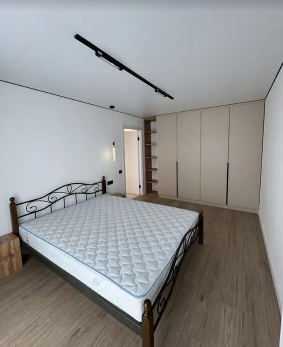 Продаж 3к квартири 102 кв. м на вул. Львівська