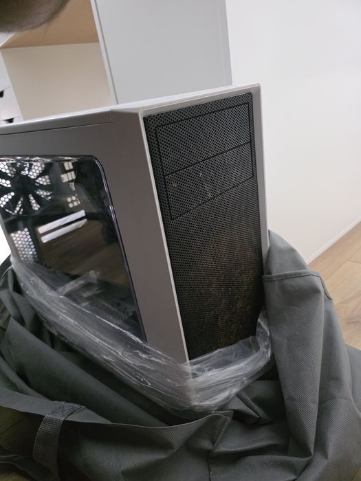 Caixa PC Focus G branca