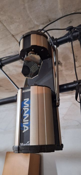 Robos de luzes martin scx500