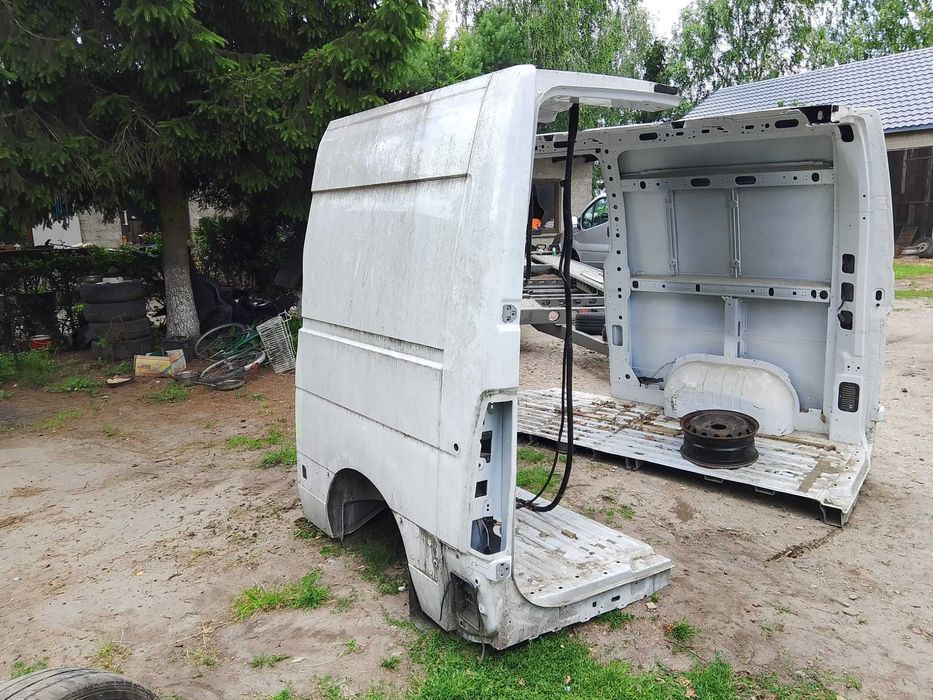 Renault Master III L2H2 Ćwiara tył lewa
