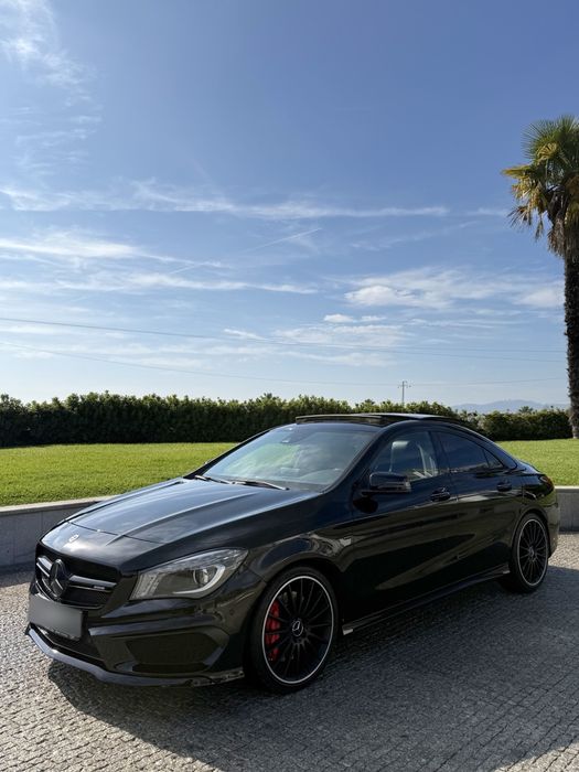 Mercedes-Benz CLA 45 AMG
