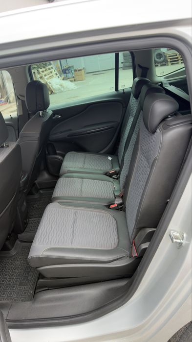 Opel Zafira C 2013 2.0 AT