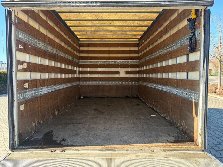 Renault maxity 2012r z widą