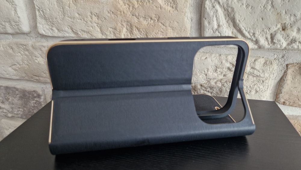 Kabura Wonder Frame do Iphone 17 Pro Max czarna + szkło Gratis