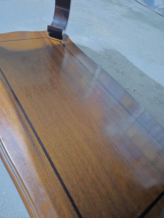 Mesa de centro em madeira e mármore