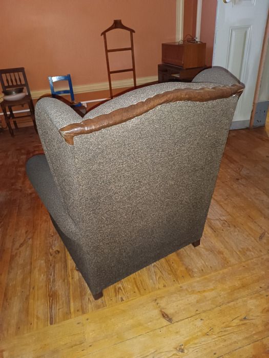 Sofá individual antigo