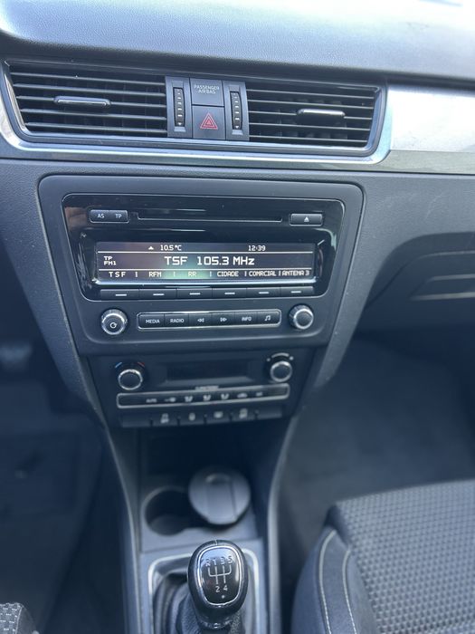 Skoda Rapid Spaceback 1.6Tdi 90cv - 107.000kms