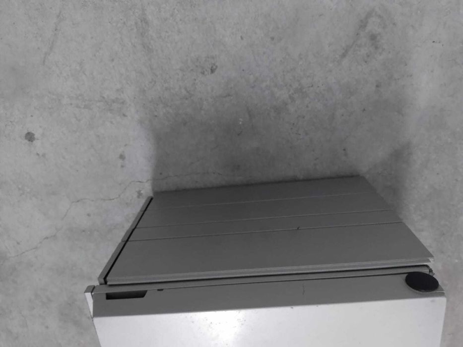 Aparelho de gira discos e gravador de cassetes Grunding