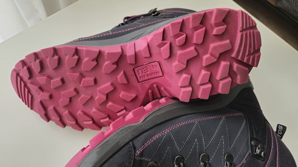 Trekkingowe buty 41 cm