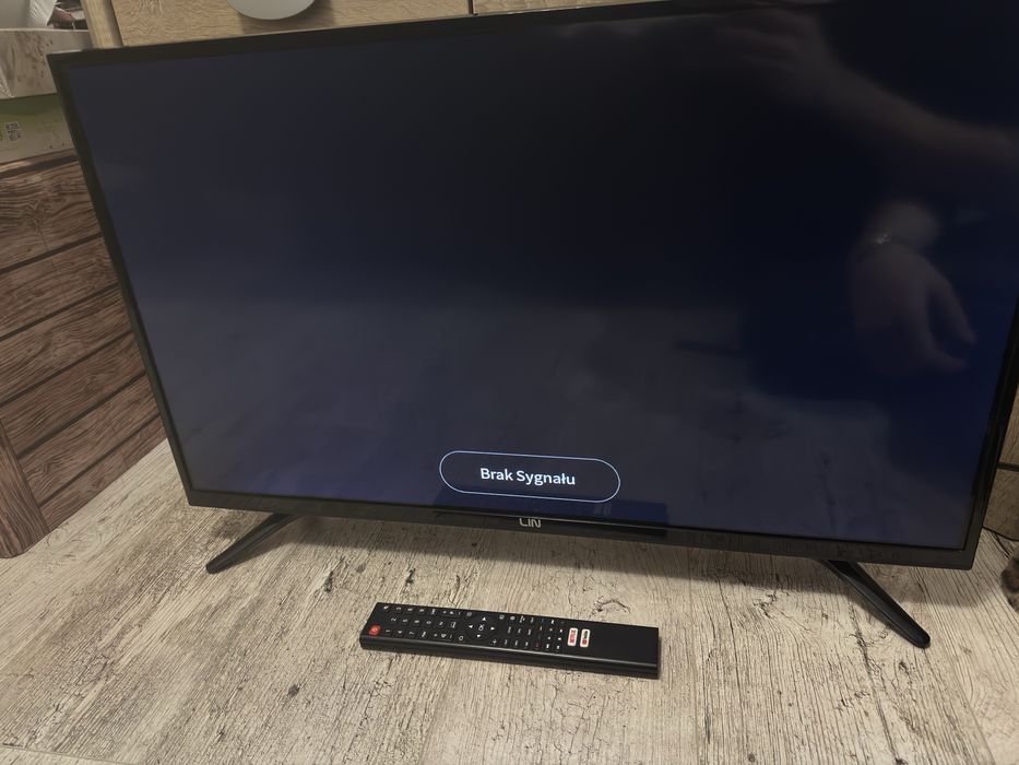 Telewizor LIN 32D1700 SMART 32” Full HD – obsługa sygnału 4K (30Hz)
