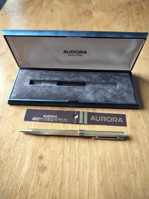 Caneta marca Aurora