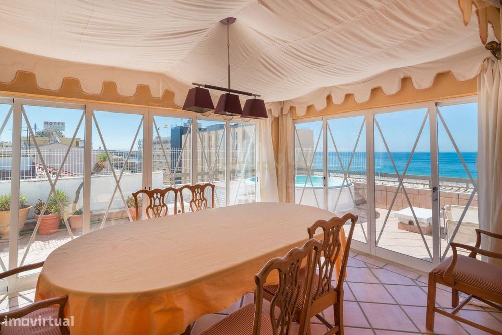Apartamento T3 com Vista Mar em Portimão, Faro