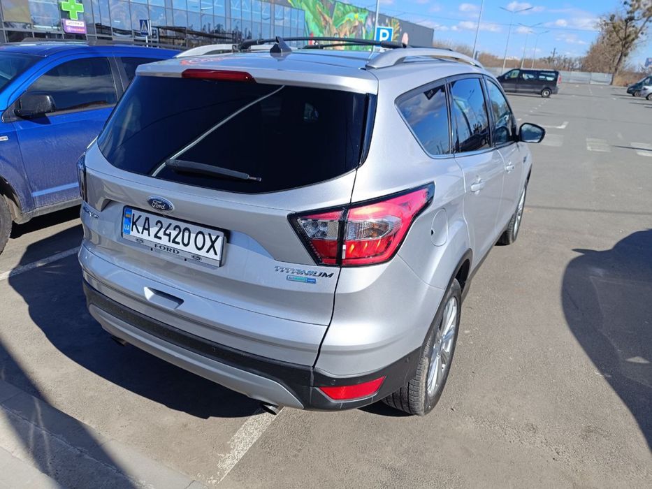 Ford Escape 2017 VIN 1FMCU9J91JUA60944 фото оголошення 3 з 9