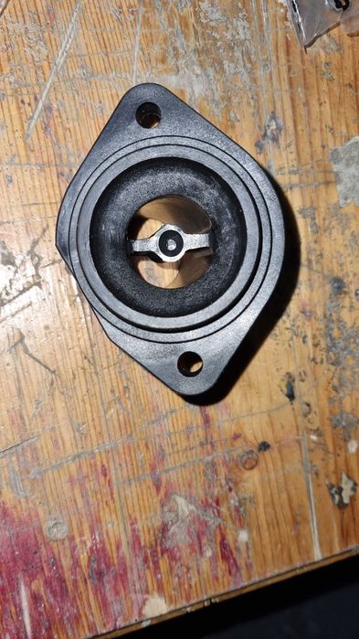 Obudowa termostatu plus Uszczelka VW, Skoda, Audi, Seat