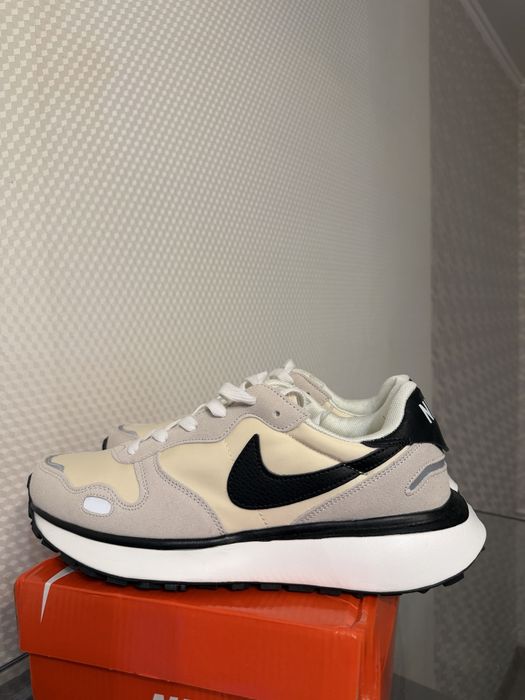 кросівки Nike Phoenix Waffle Cream/Black 44/27 см