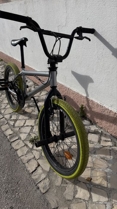 BMX NOVA – Pronta para Pedalar