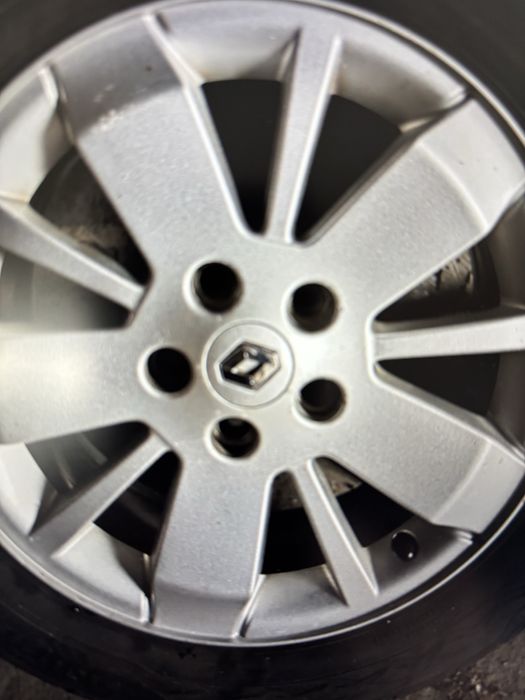 Felgi z oponami do Renault