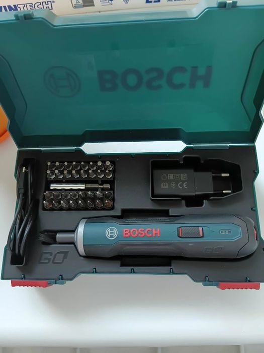 Акумуляторна викрутка Bosch GO Kit
