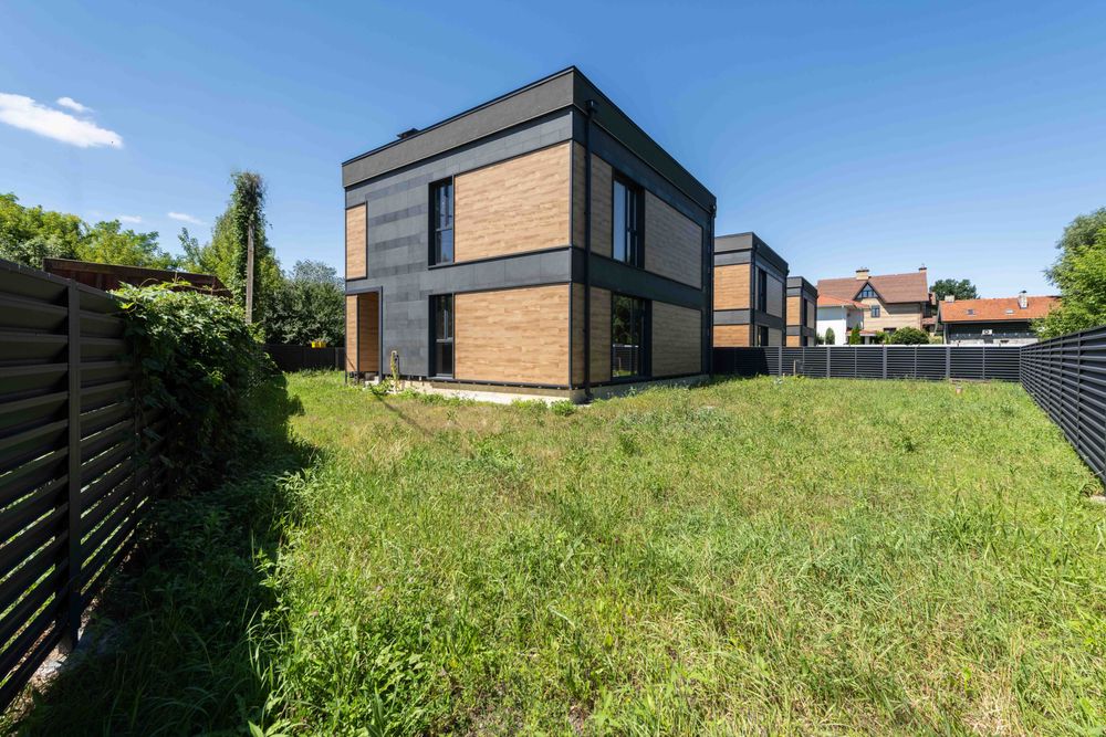 Продаж сучасний будинок 168 м² у стилі High-Tech, 6 соток, КМ «Quiet Place», Чапаївка, Голосіївський р-н, Київ