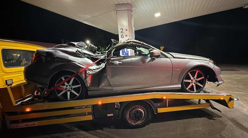 Laweta/ Transport/ Pomoc drogowa/ Assistance/ Wyciągarka/ Holownik