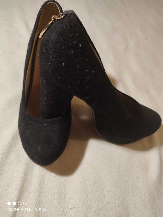 Жіночі чорні Туфлі