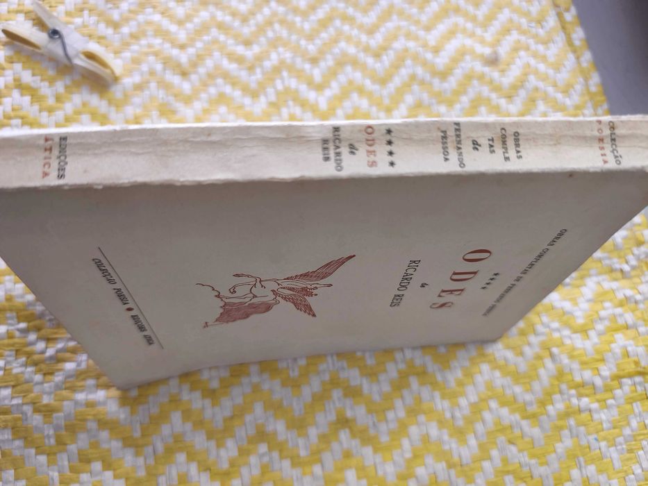 ODES – Ricardo Reis