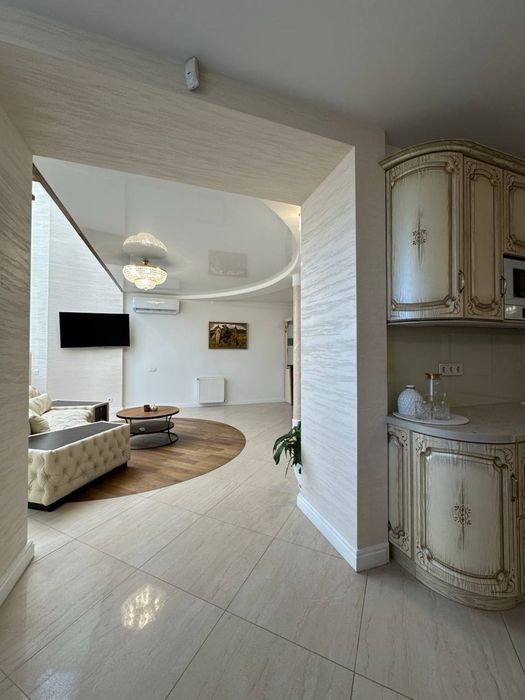 Квартира з гарним краєвидом і власною сауною, відпочинковою зоною…