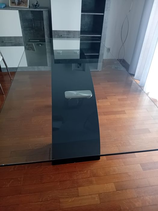 Selling dining table64586359340545122