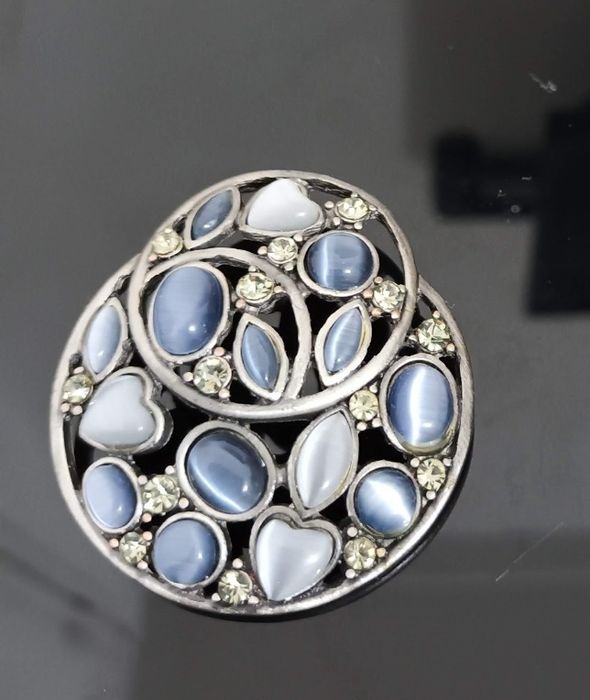 Шикарные кулоны,броши с натуральными камнями с ссср