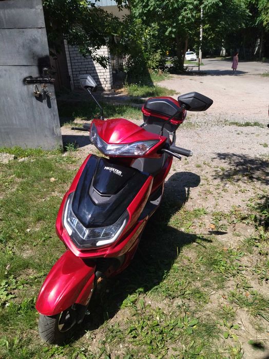 Продам ,электроскутер.