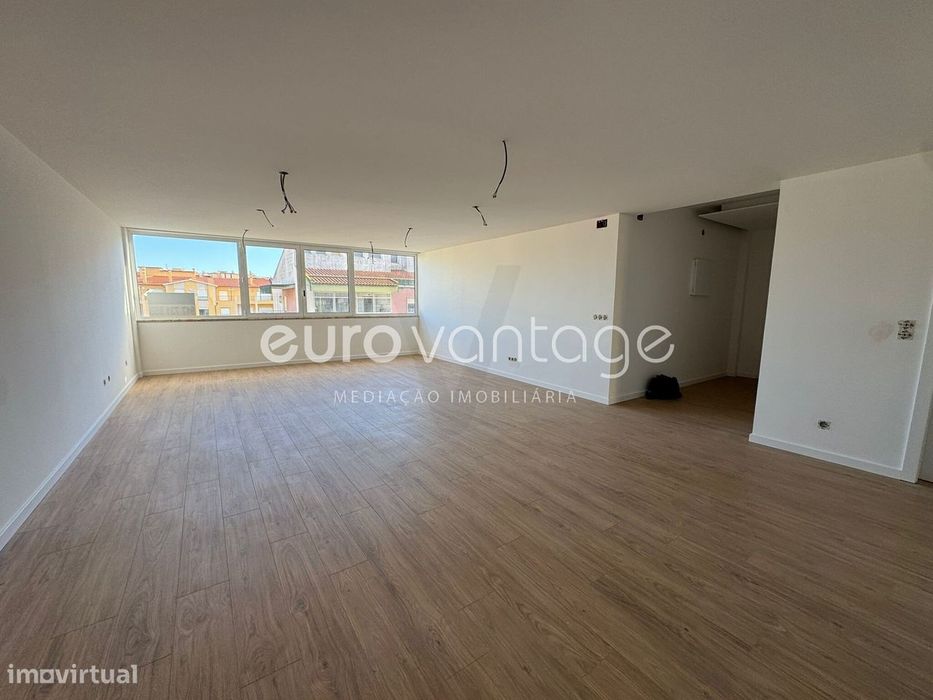 Apartamento T3 Totalmente Remodelado, Leiria