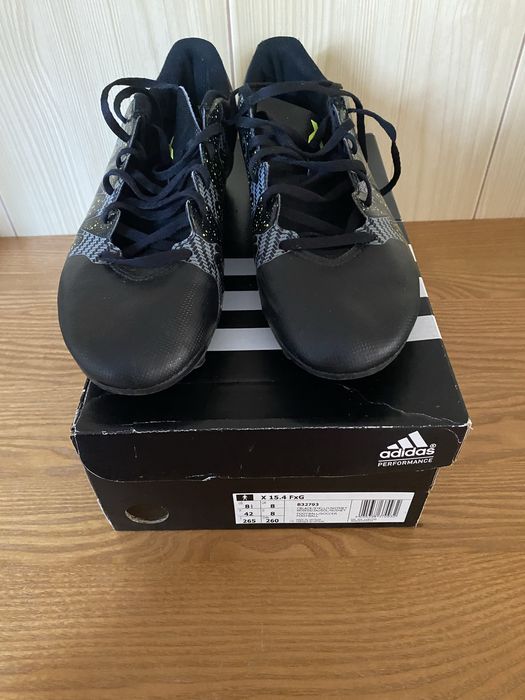Korki Adidasa X 15.4 rozm 42 / 8.5