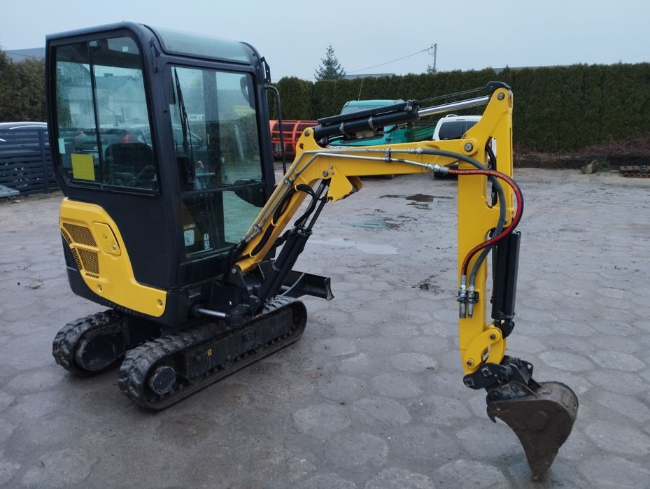 Minikoparka Yanmar sv 18