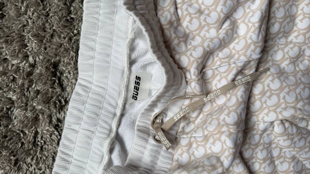 Штани Guess жіночі