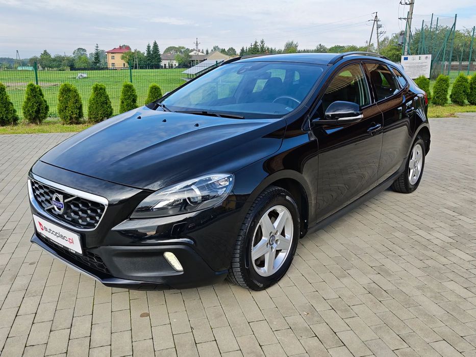 Volvo V40 V40 1.5 benzyna // kamera // led // navi // ksenon // AUTOMAT