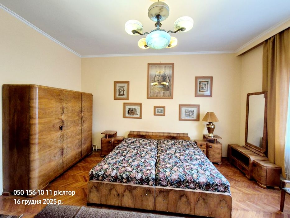 Оренда затишного будинку в центрі міста