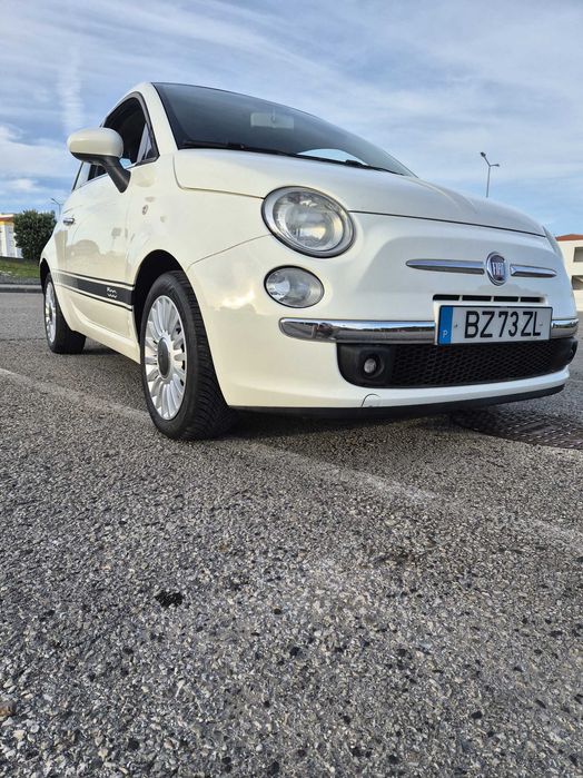 Fiat 500 2012 em ótimo estado 140.000 KM 1.2 cilindrada