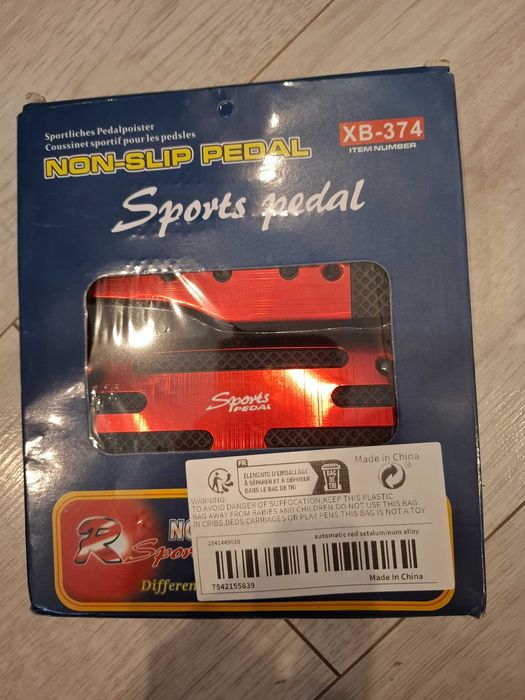 Nakładki na pedały samochodowe