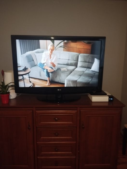 Telewizor LG kolorowy