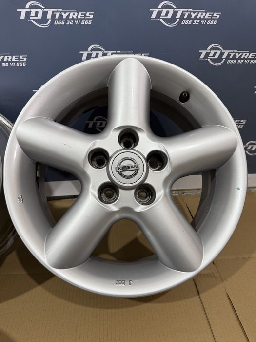 Диски 5x114.3 R16 Nissan Qashqai Juke Leaf Rogue X-Trail Renault Megane Talisman Scenic 4шт