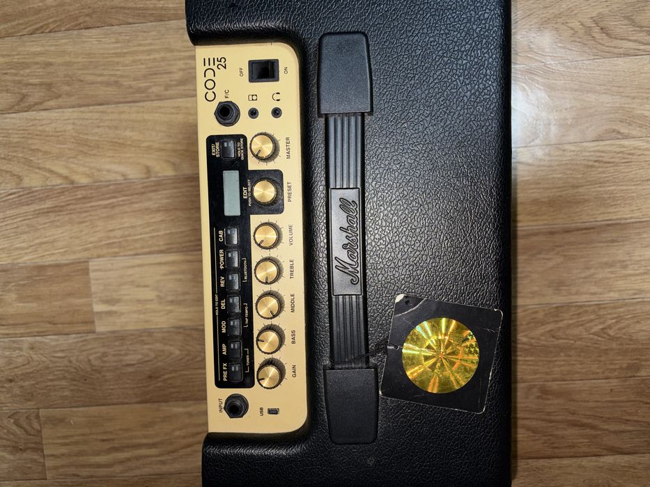 Комбоусилитель Marshall Code 25