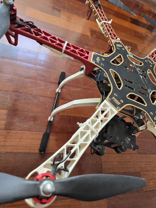 Drone DJI F550 Flame Wheel Naza