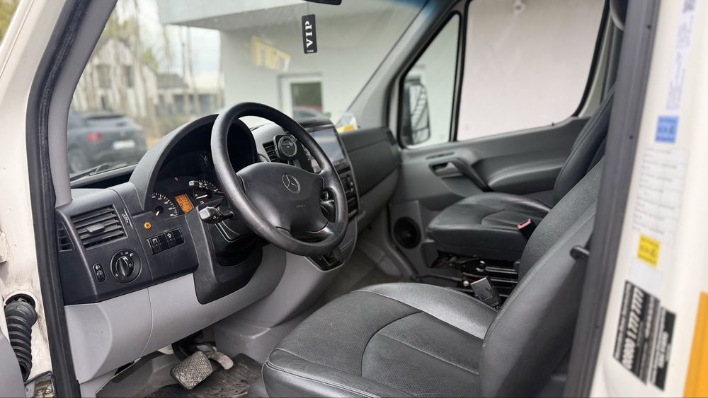 Mercedes Sprinter, Automat,  3.2 silnik, laweta